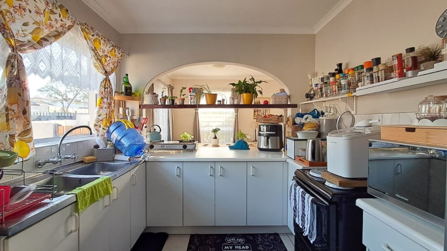 3 Bedroom Property for Sale in Zoo Park Western Cape